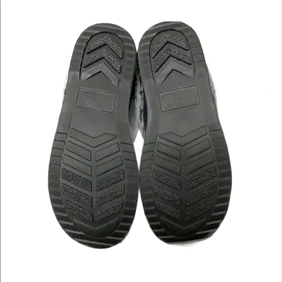 NWT Micro Suede Faux Fir Slippers - Picture 3 of 6